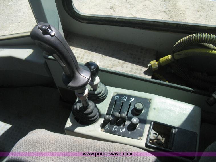 image for item B8161 New Holland LW50 articulated wheel loader