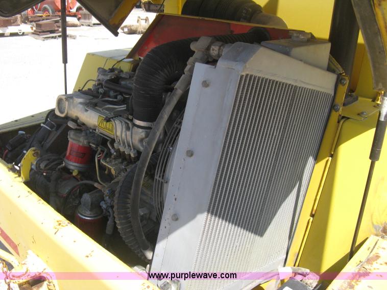 image for item B8161 New Holland LW50 articulated wheel loader