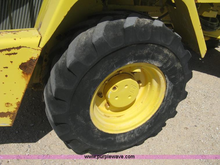 image for item B8161 New Holland LW50 articulated wheel loader