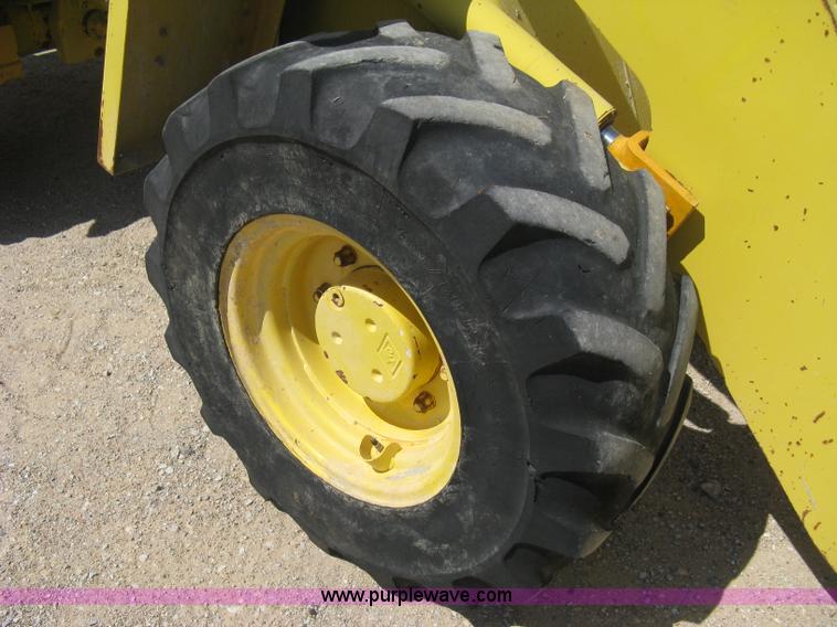 image for item B8161 New Holland LW50 articulated wheel loader