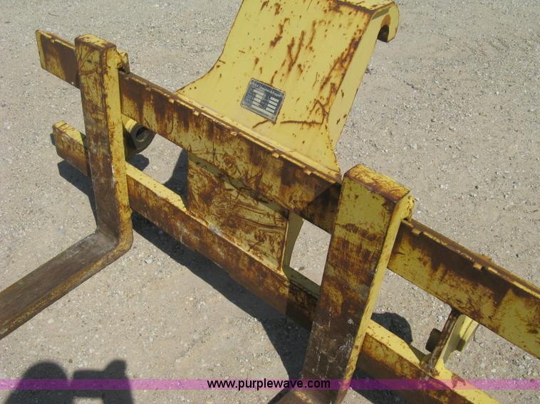 image for item B8161 New Holland LW50 articulated wheel loader