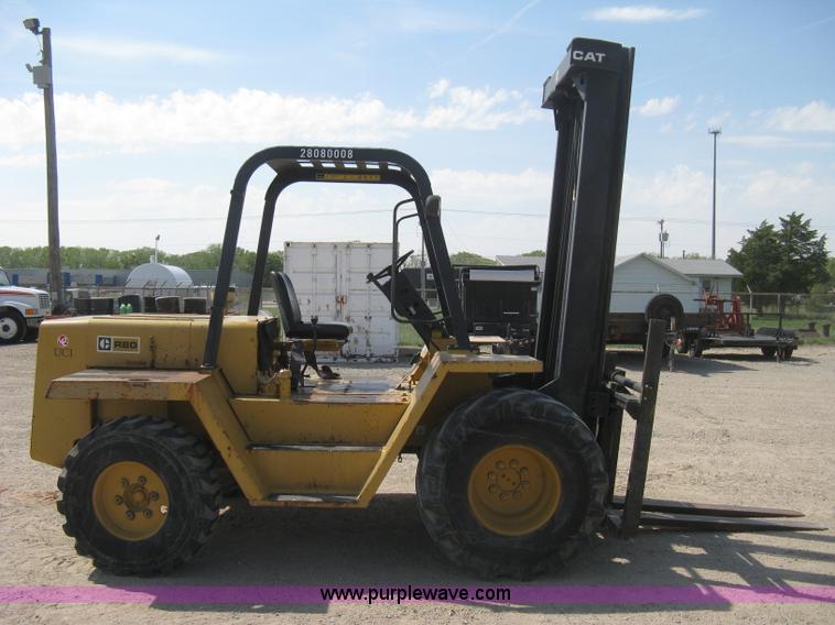 image for item B8162 Caterpillar R80 rough terrain forklift