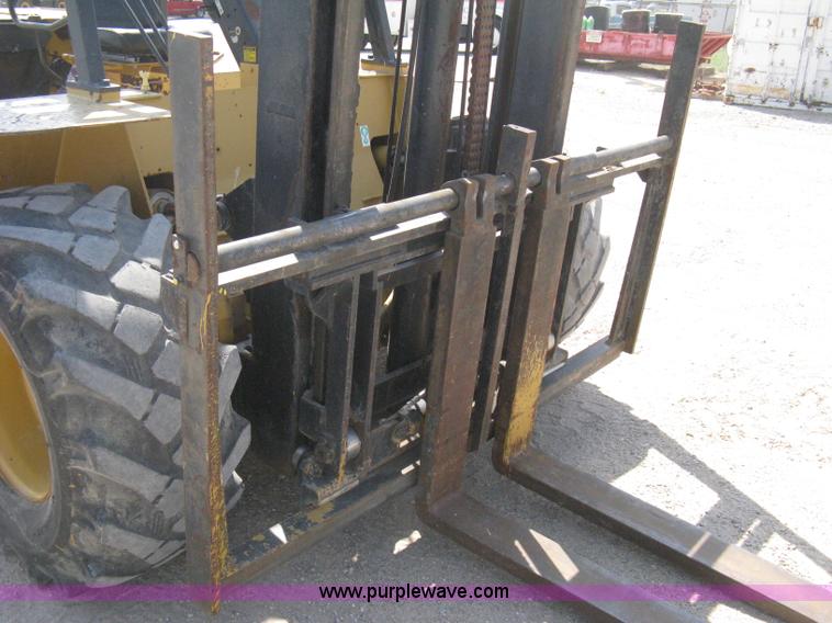 image for item B8162 Caterpillar R80 rough terrain forklift