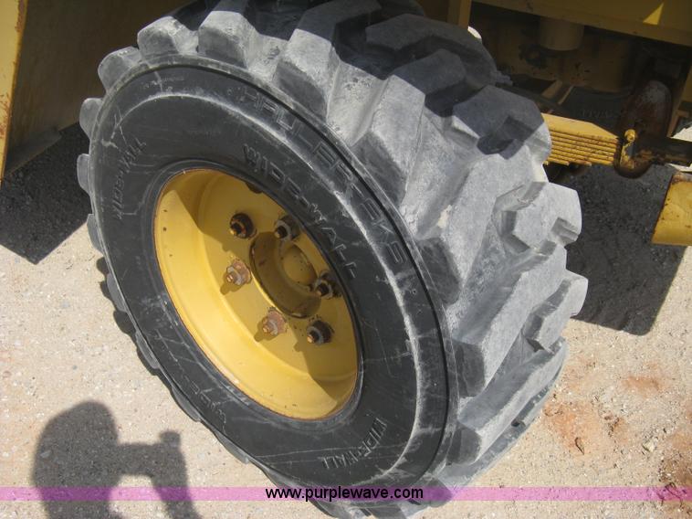 image for item B8162 Caterpillar R80 rough terrain forklift