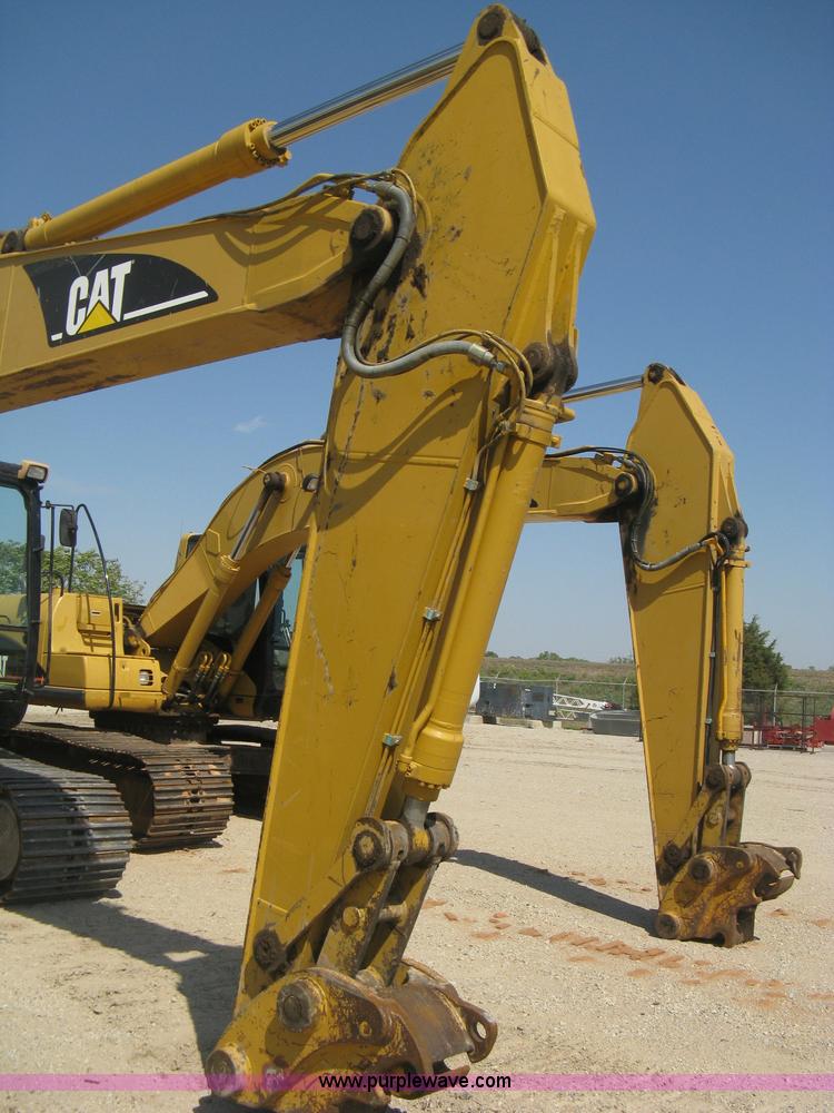 image for item B8163 2001 Caterpillar 320CL excavator