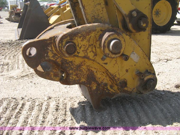 image for item B8163 2001 Caterpillar 320CL excavator