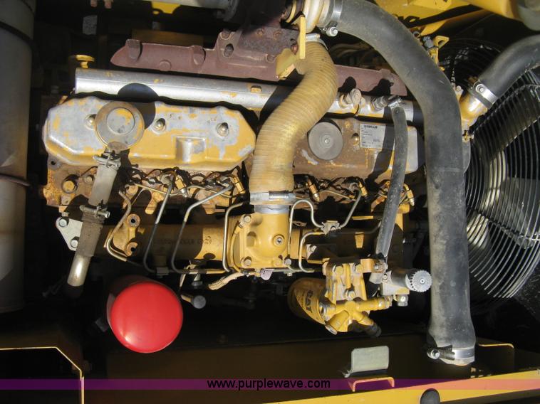 image for item B8163 2001 Caterpillar 320CL excavator