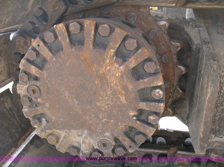 image for item B8163 2001 Caterpillar 320CL excavator