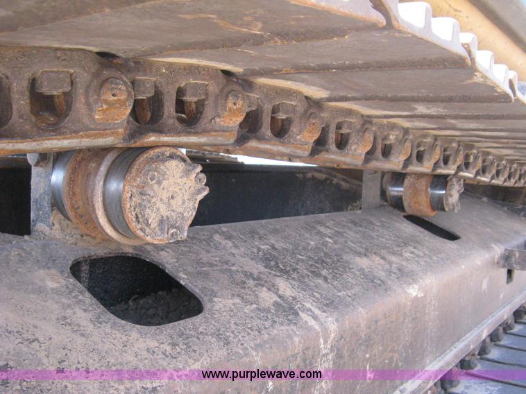image for item B8163 2001 Caterpillar 320CL excavator