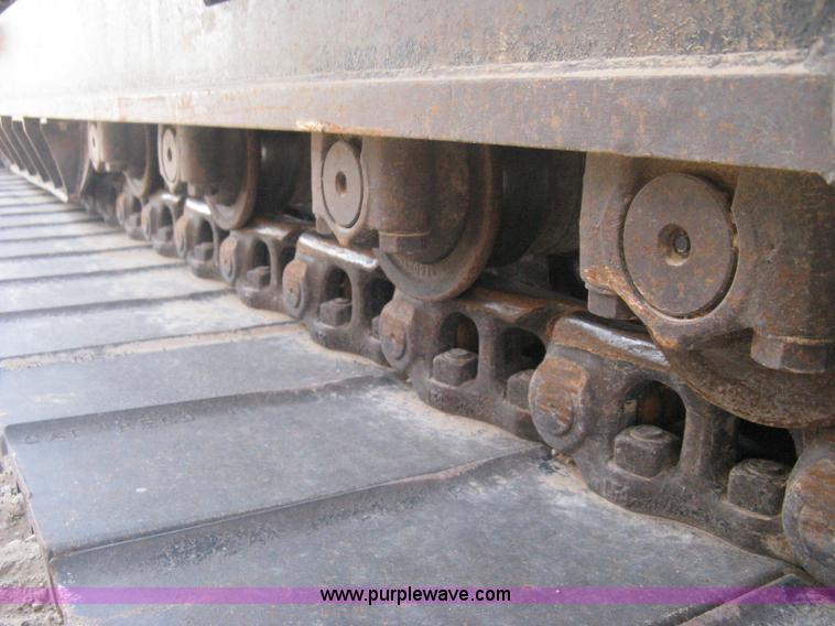 image for item B8163 2001 Caterpillar 320CL excavator