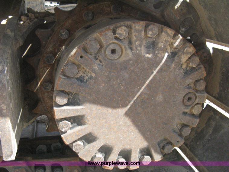 image for item B8163 2001 Caterpillar 320CL excavator