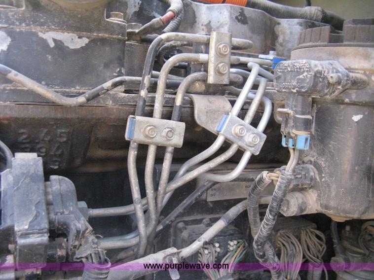 image for item B8167 1999 Ford F800 flatbed truck