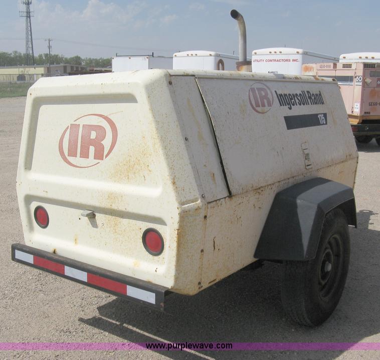 image for item B8170 1992 Ingersoll-Rand 175 mobile compressor