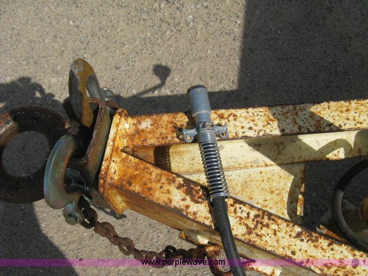 image for item B8170 1992 Ingersoll-Rand 175 mobile compressor