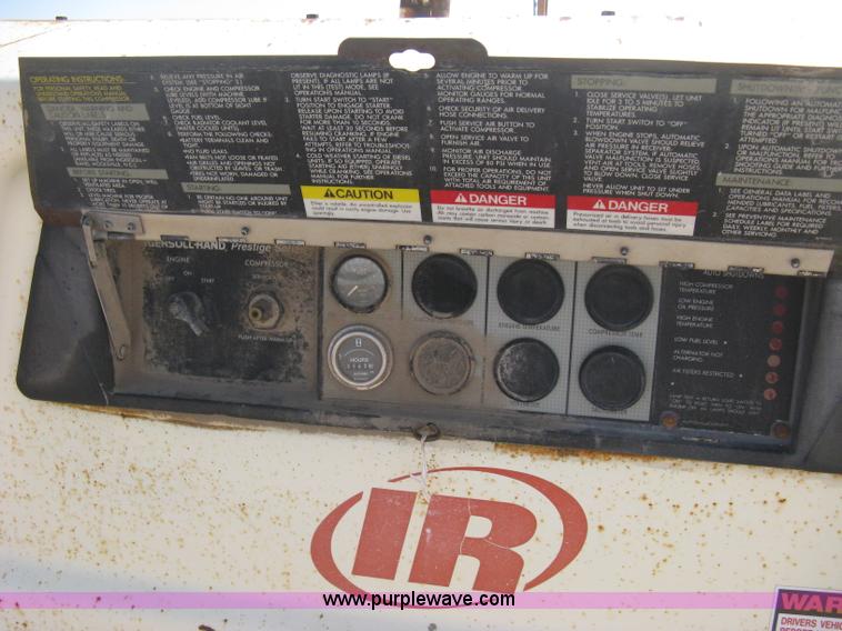 image for item B8170 1992 Ingersoll-Rand 175 mobile compressor
