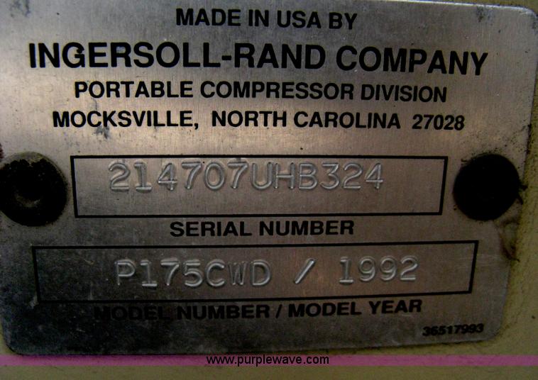 image for item B8170 1992 Ingersoll-Rand 175 mobile compressor