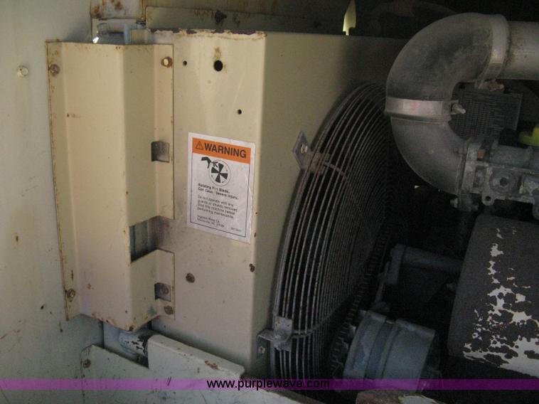 image for item B8170 1992 Ingersoll-Rand 175 mobile compressor