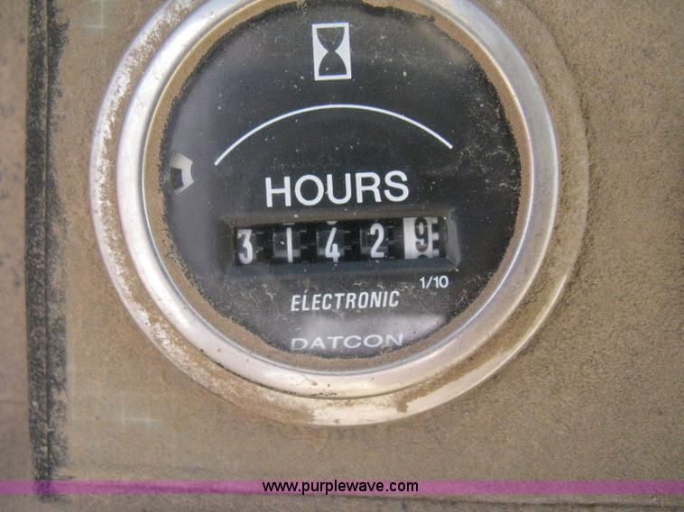 image for item B8170 1992 Ingersoll-Rand 175 mobile compressor