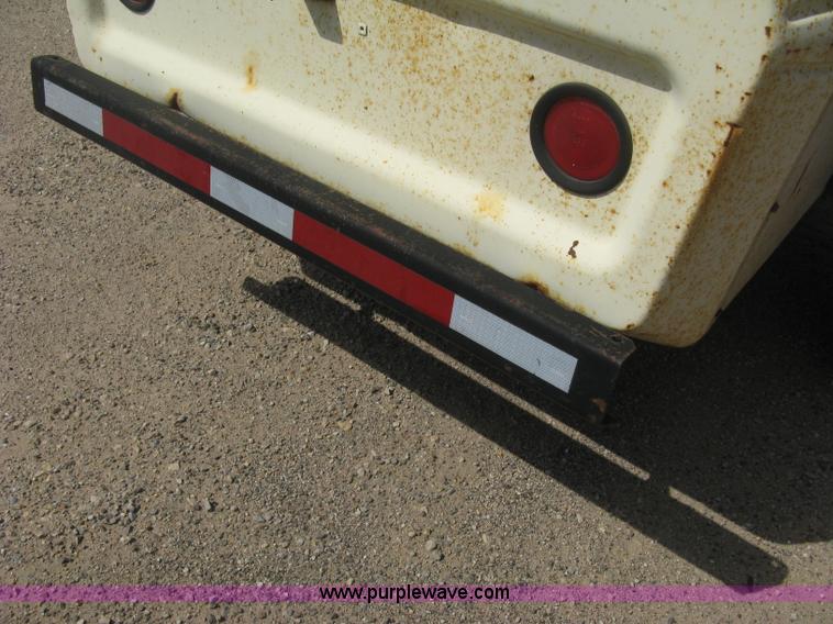 image for item B8170 1992 Ingersoll-Rand 175 mobile compressor