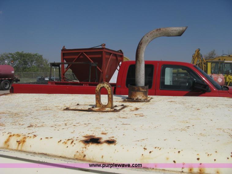 image for item B8170 1992 Ingersoll-Rand 175 mobile compressor