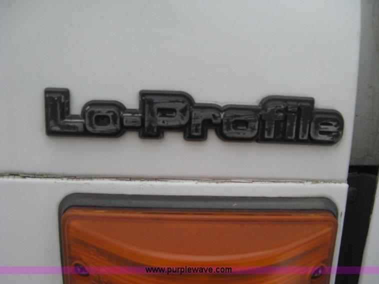 image for item B8172 1996 International 4700 Lo-Profile bucket truck