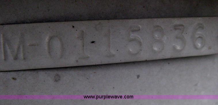 image for item B8172 1996 International 4700 Lo-Profile bucket truck