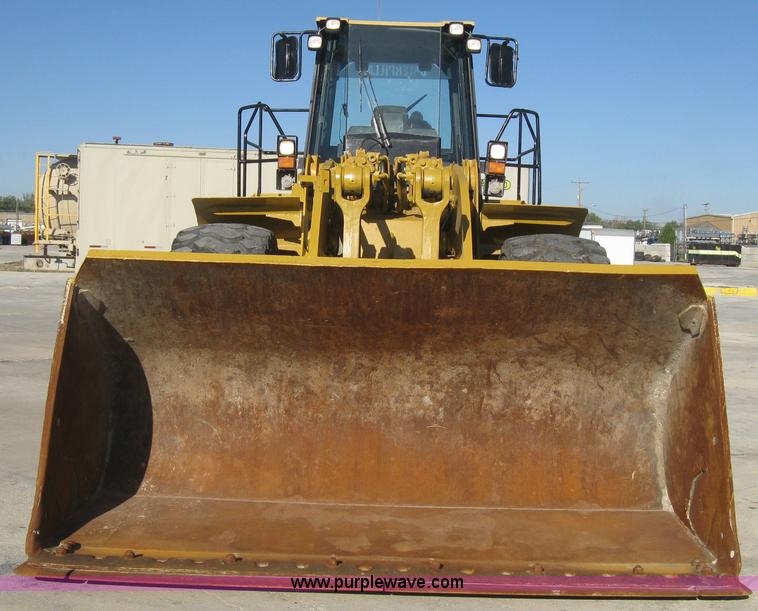 image for item B8199 1998 Caterpillar 980G wheel loader