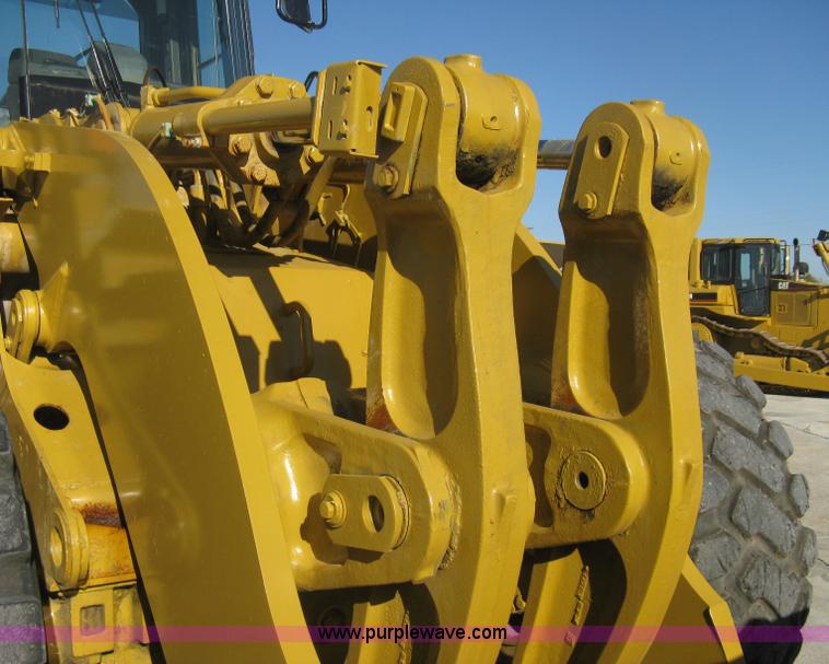 image for item B8199 1998 Caterpillar 980G wheel loader