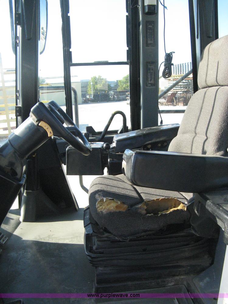 image for item B8199 1998 Caterpillar 980G wheel loader