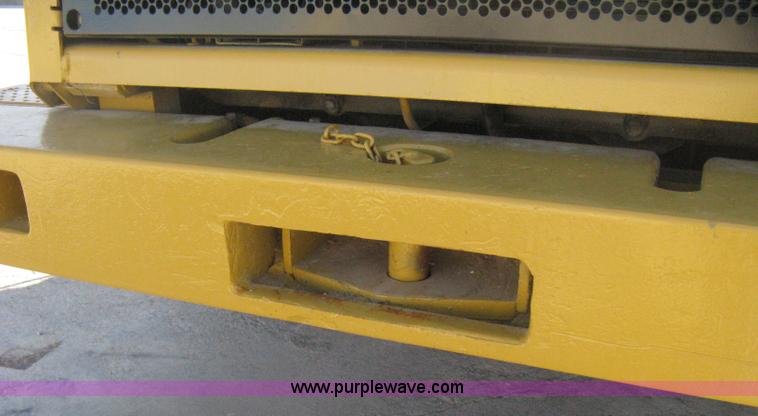 image for item B8199 1998 Caterpillar 980G wheel loader