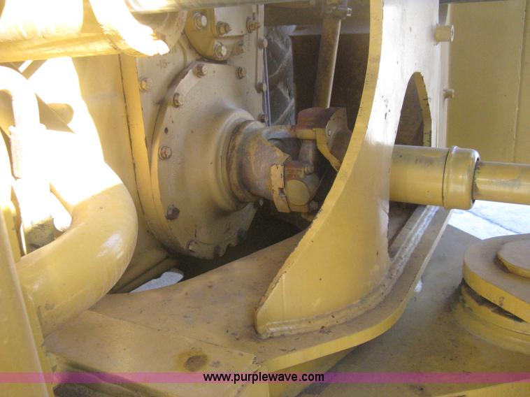 image for item B8199 1998 Caterpillar 980G wheel loader