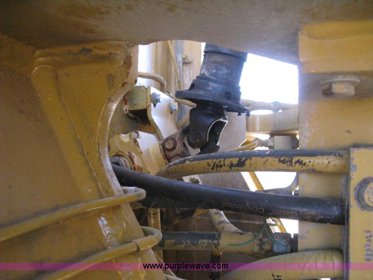image for item B8199 1998 Caterpillar 980G wheel loader