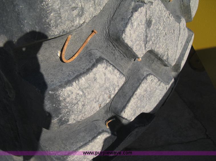 image for item B8199 1998 Caterpillar 980G wheel loader