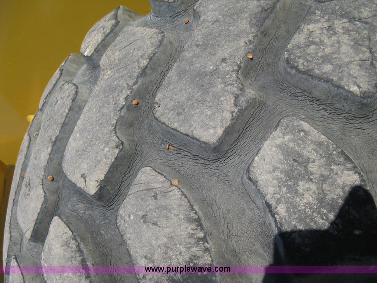 image for item B8199 1998 Caterpillar 980G wheel loader