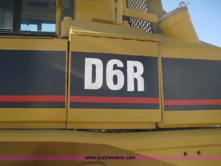 image for item B8200 1997 Caterpillar D6R XL dozer