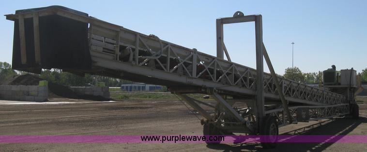 image for item B8201 Diesel powered aggregate conveyor