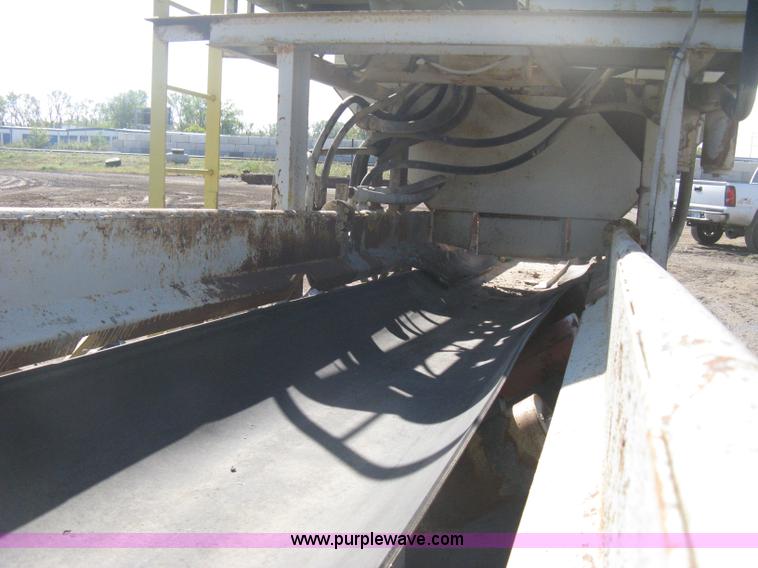 image for item B8201 Diesel powered aggregate conveyor