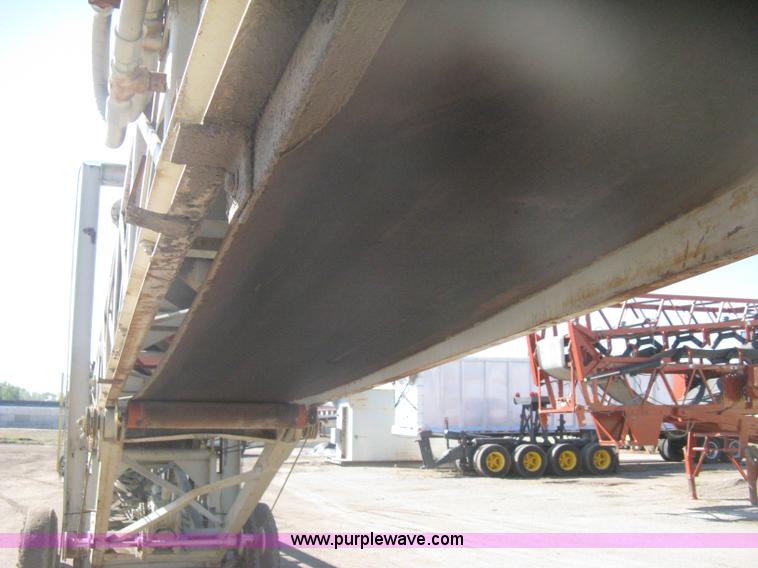 image for item B8201 Diesel powered aggregate conveyor