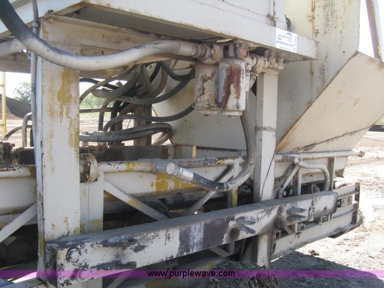 image for item B8201 Diesel powered aggregate conveyor