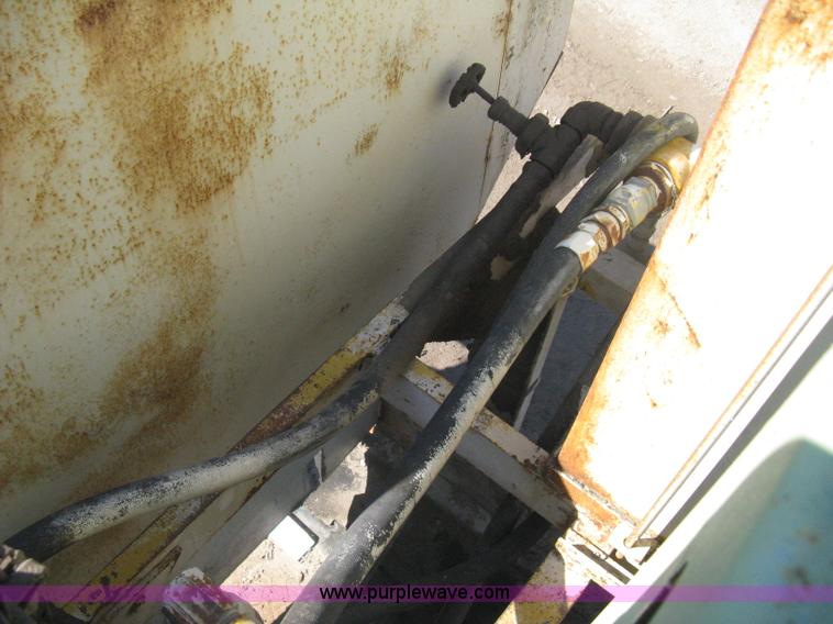 image for item B8201 Diesel powered aggregate conveyor