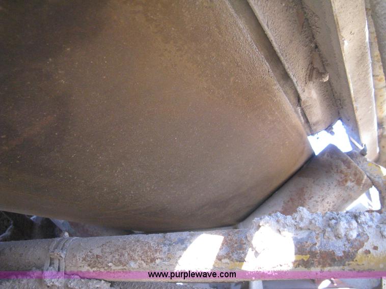 image for item B8201 Diesel powered aggregate conveyor