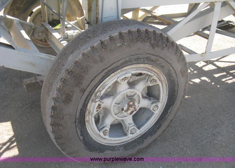 image for item B8201 Diesel powered aggregate conveyor