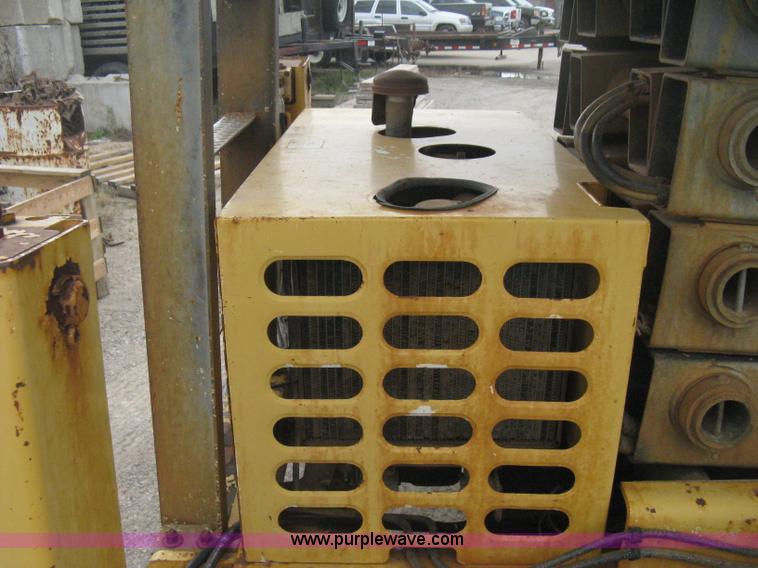 image for item B8295 1995 Grove SuperMax SM4688XT rough terrain scissor lift