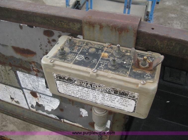 image for item B8295 1995 Grove SuperMax SM4688XT rough terrain scissor lift