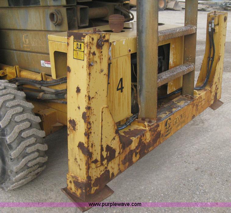image for item B8295 1995 Grove SuperMax SM4688XT rough terrain scissor lift