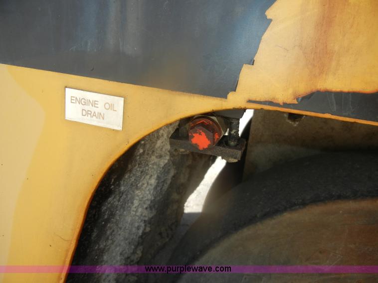 image for item D4941 Bomag BW12R pneumatic roller