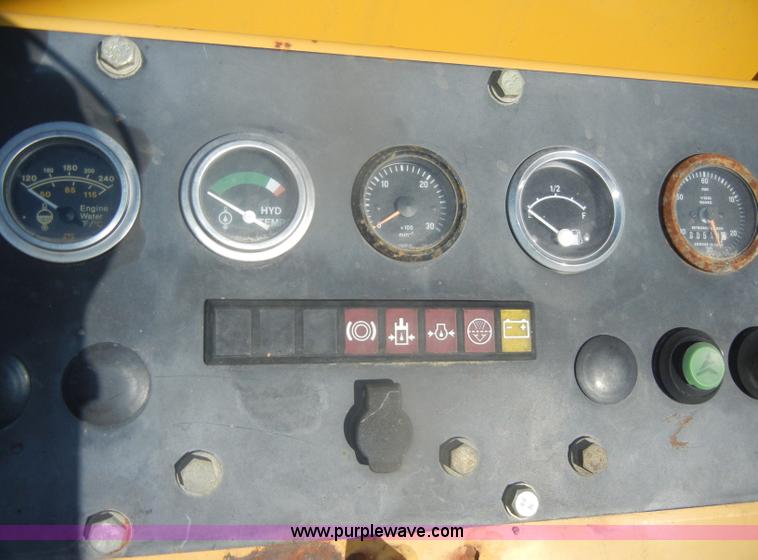 image for item D4941 Bomag BW12R pneumatic roller