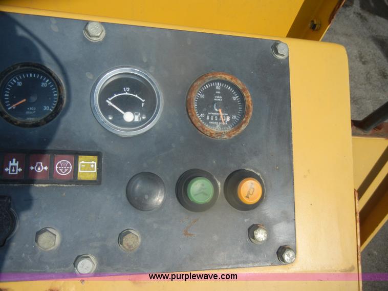 image for item D4941 Bomag BW12R pneumatic roller