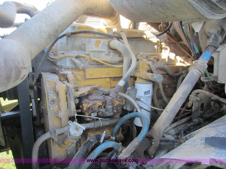 image for item D5675 1999 Ford Sterling LT9513 dump truck