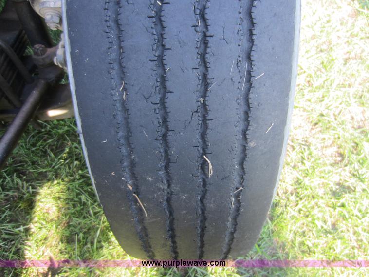 image for item D5676 1988 Freightliner FC60 dump truck